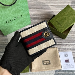 Gucci Wallets 195